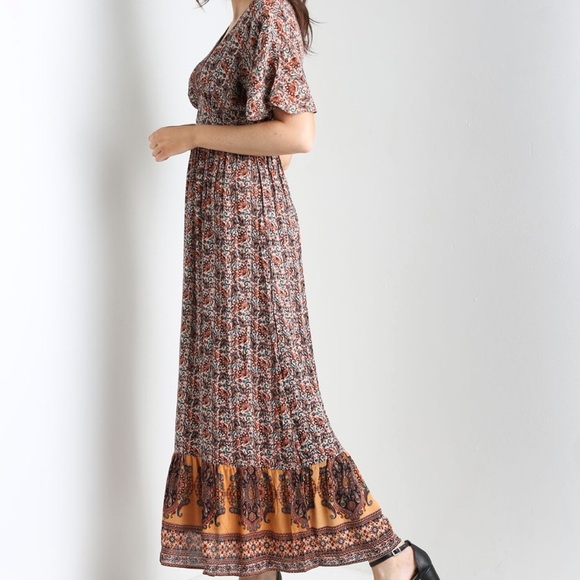 Brown Floral Flutter Sleeve Maxi Dress - Picture 2 of 2